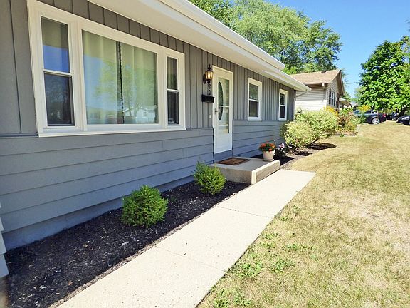 2nd image of 420 Martin Dr