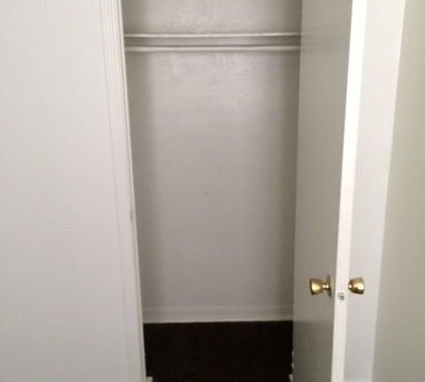 3rd image of 224 Lake Meadows Dr