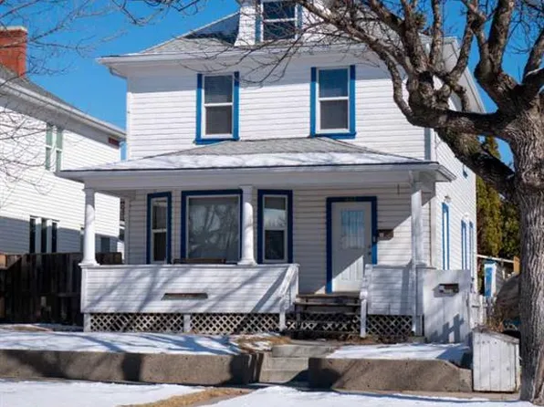 643 W 8th St S, Lethbridge, AB T1J 2K2