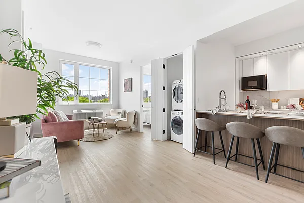 Rented by Nooklyn NYC LLC | media 7