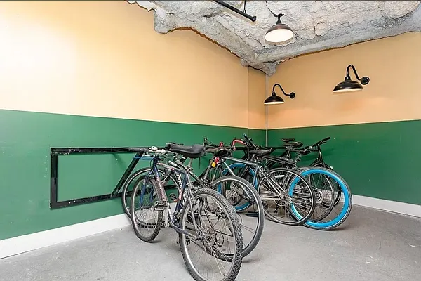 Rented by PM Management | media 143