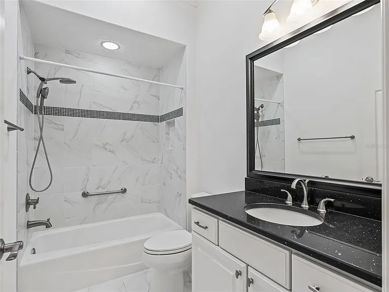 3556 Mistletoe Ct — Photo 43