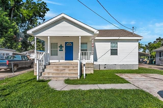 1st image of 3118 1st Ave #A
