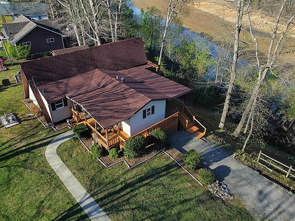 3rd image of 1129 Indian Ridge Rd