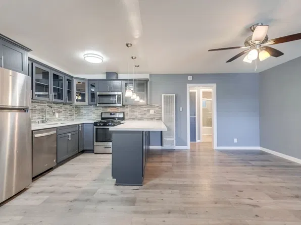 Chloe's Apartment's on Arlington