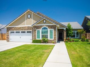 14626 Pomegranate Ave, Bakersfield, CA 93314