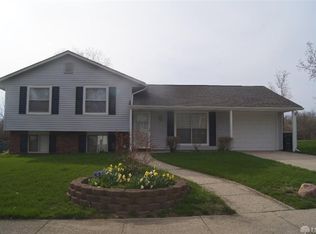 5136 Gander Rd W, Dayton, OH 45424