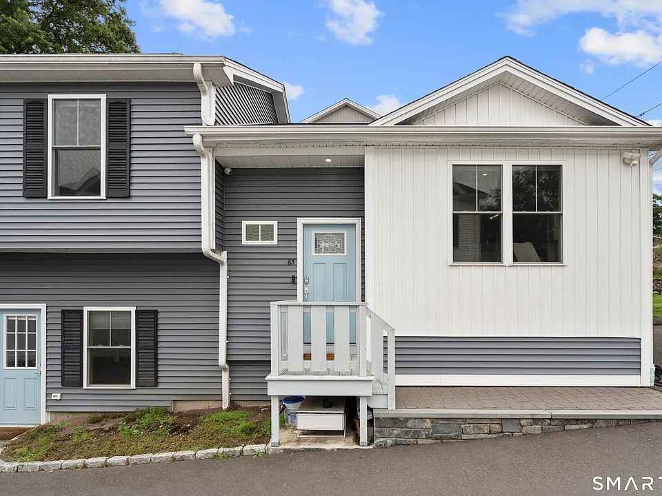 65 Sterling St