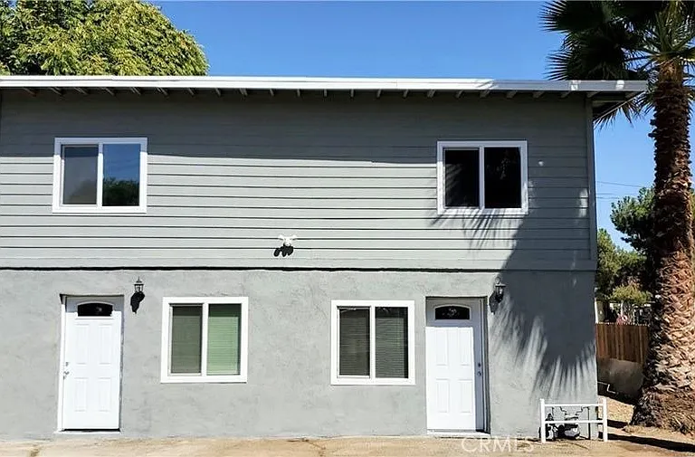21786 Cottonwood Ave #B — Photo 1