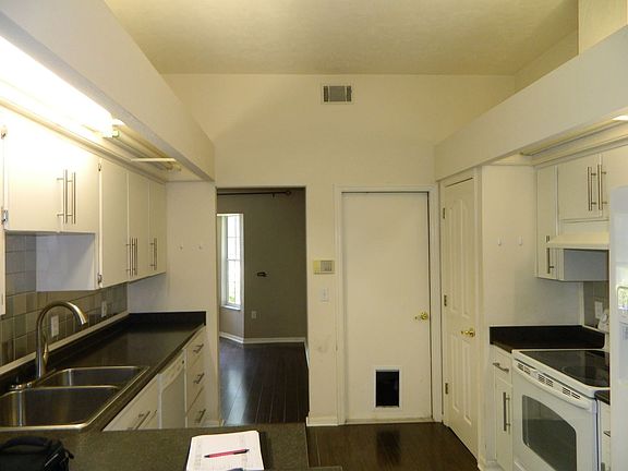 4th image of 3526 NW 67th Ave