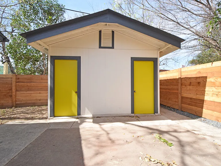 6400 Brookside Dr — Photo 22