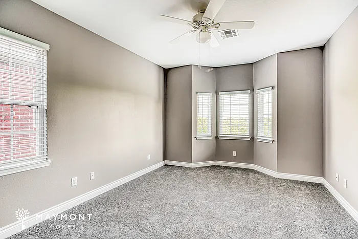 14623 Sanour Dr — Photo 11