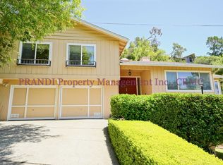 300 N Almenar Dr, Kentfield, CA 94904