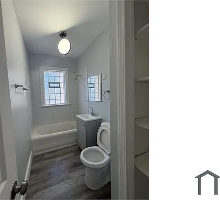 2 bed, $1,300 — Photo 2