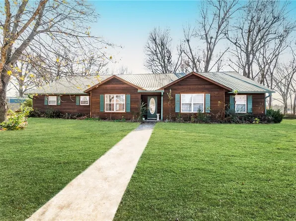 2351 & 2381 S Brandi Dr, Fayetteville, AR 72701