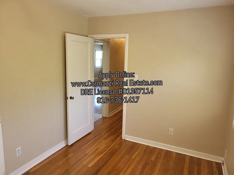 3618 61st St — Photo 11