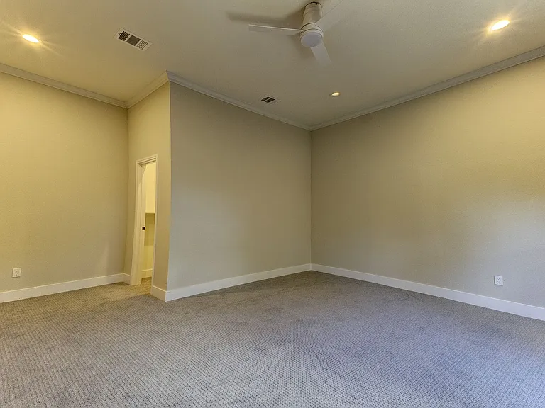 6749 Fortune Rd — Photo 9