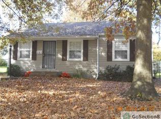 207 Presley Rd, Saint Louis, MO 63137