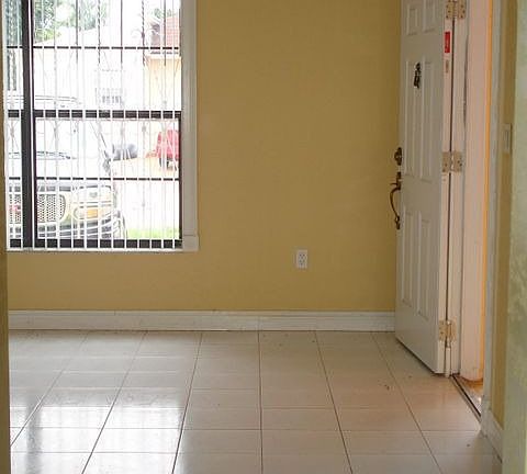 3rd image of 5434 NW 192nd Ln