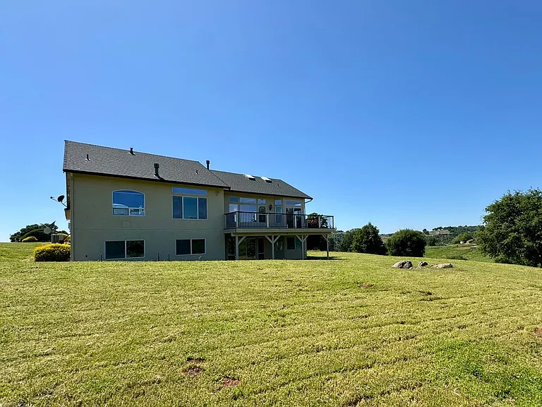 6255 Peacock Way — Photo 50
