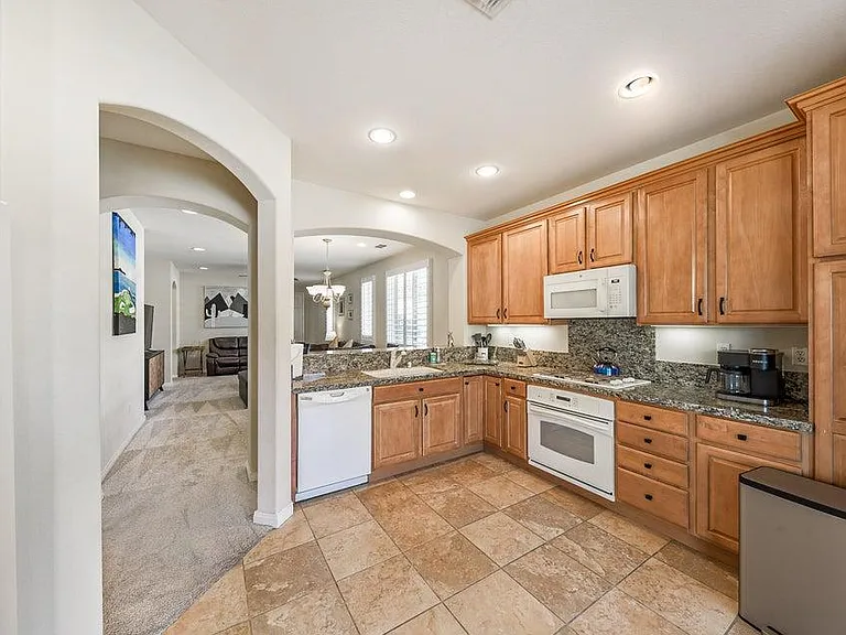 80528 Avenida Camarillo — Photo 7