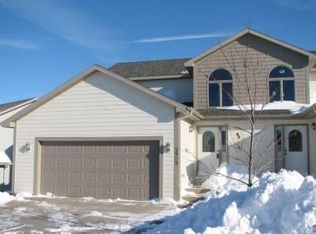 2502 Superior Ln NW, Rochester, MN 55901