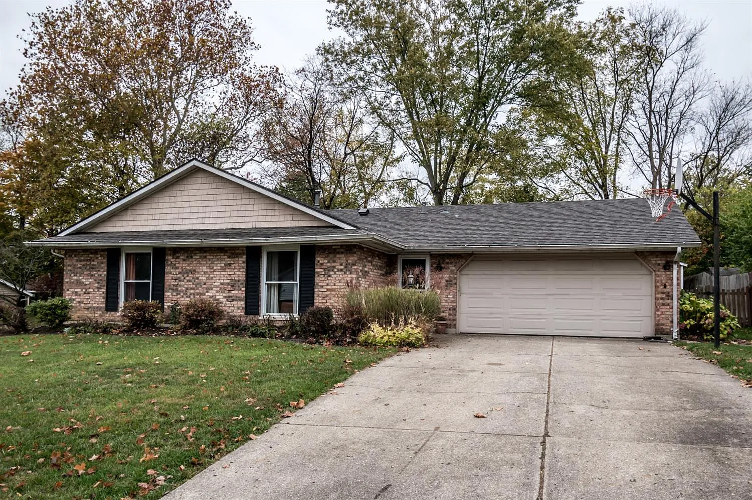 125 Pinecone Ln photo 1