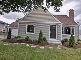 43 Coulters Rd, Cranston, RI 02920