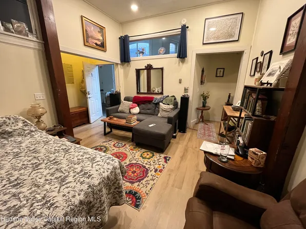 572 Broadway #1, Kingston, NY 12401