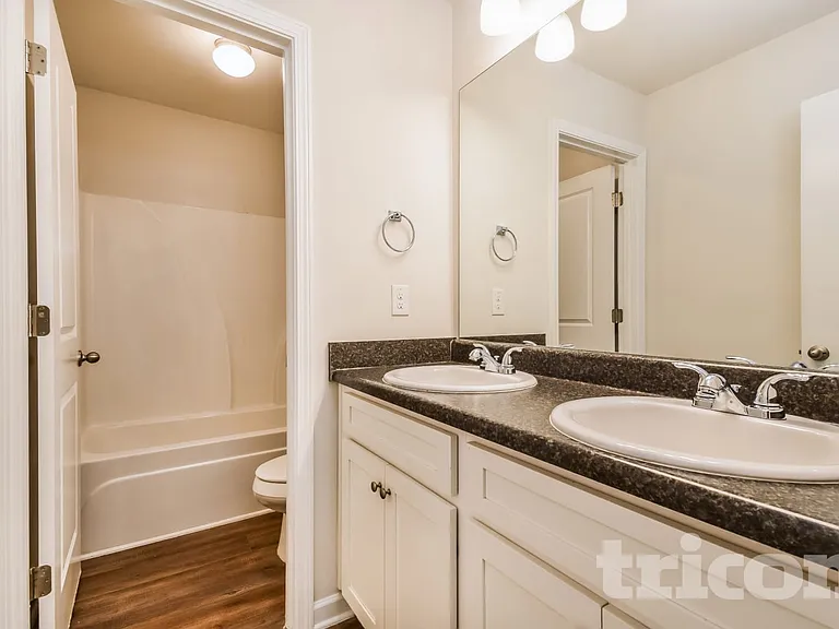 4392 Bella View Dr — Photo 12