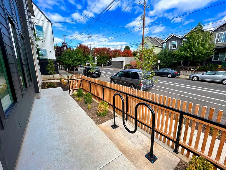 4723 N Williams Ave — Photo 15