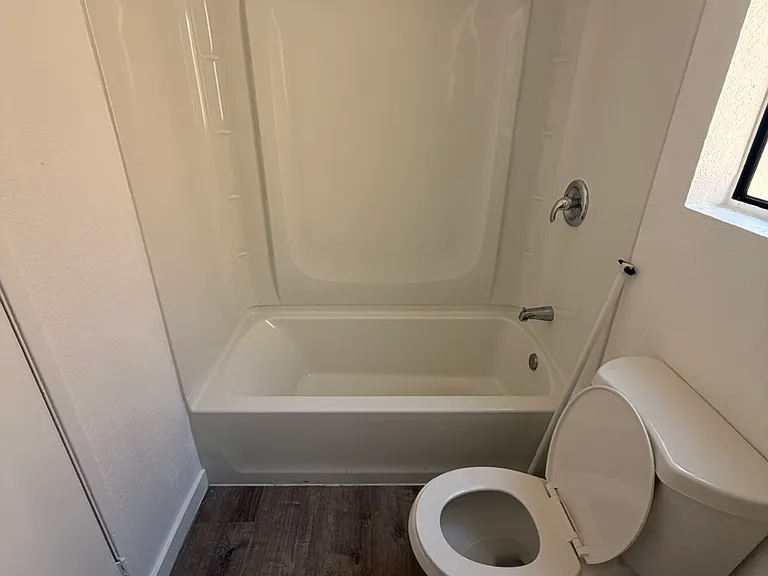 1728 W Avenue J #15-5 — Photo 4