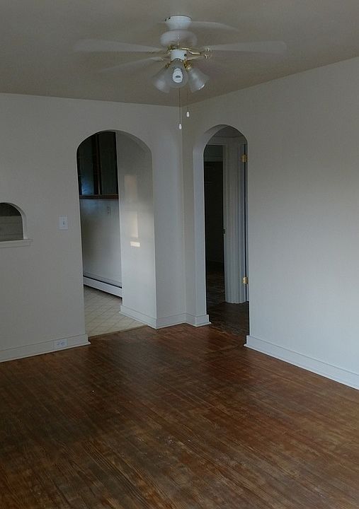 1st image of 418 N 15th Ave