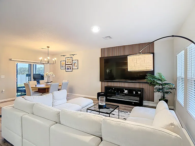 1504 Hummingbird Rd — Photo 9