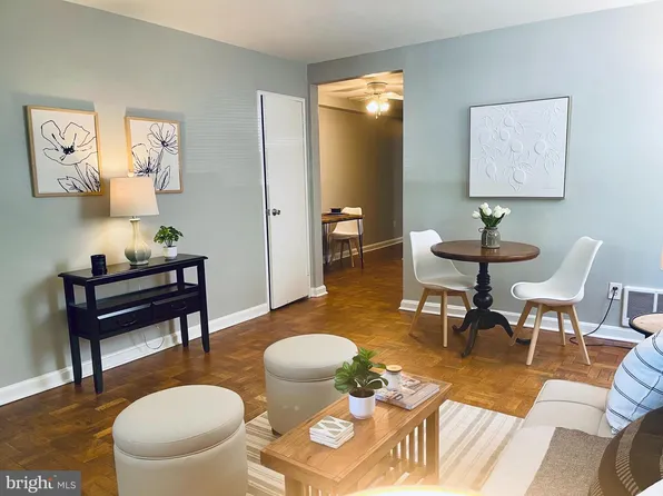 111 E Uhler Ave, Alexandria, VA 22301
