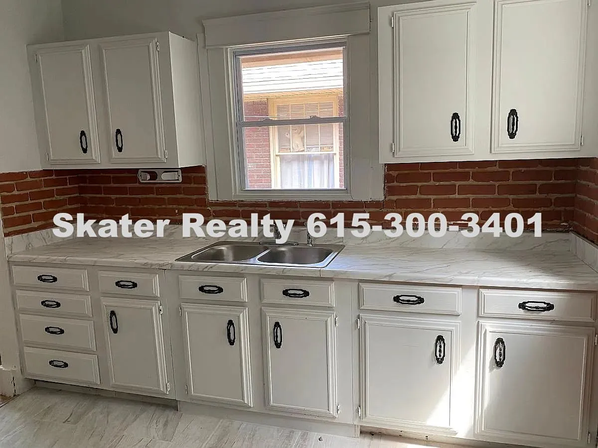 2 bed, 1.0 bath, 975 sqft, $1,075 — Photo 4