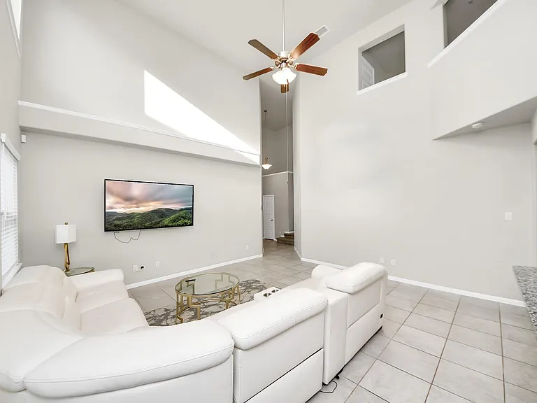 6302 Prince Place Dr — Photo 6
