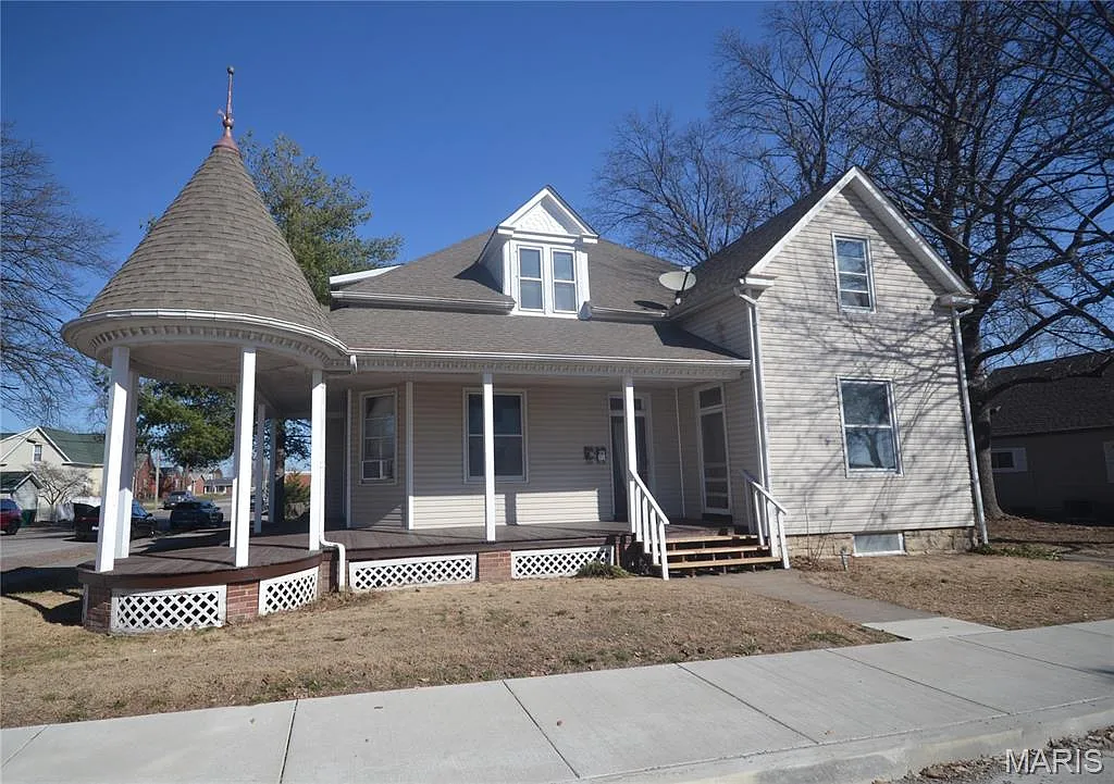 23 W Laurel St photo 1