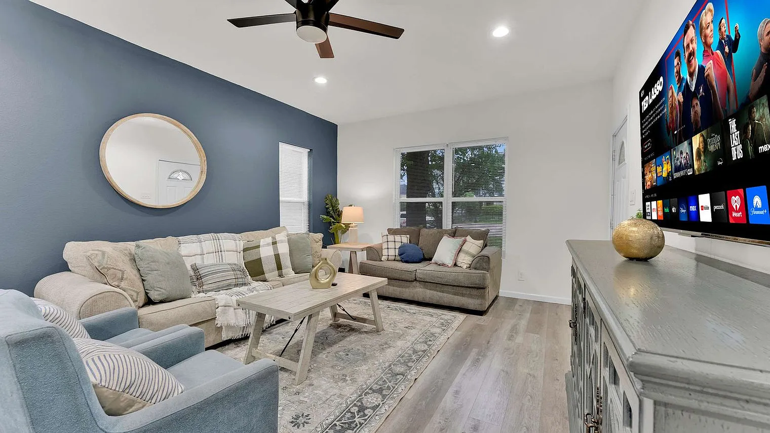 3 bed, 2.0 bath, $5,825 — Photo 2