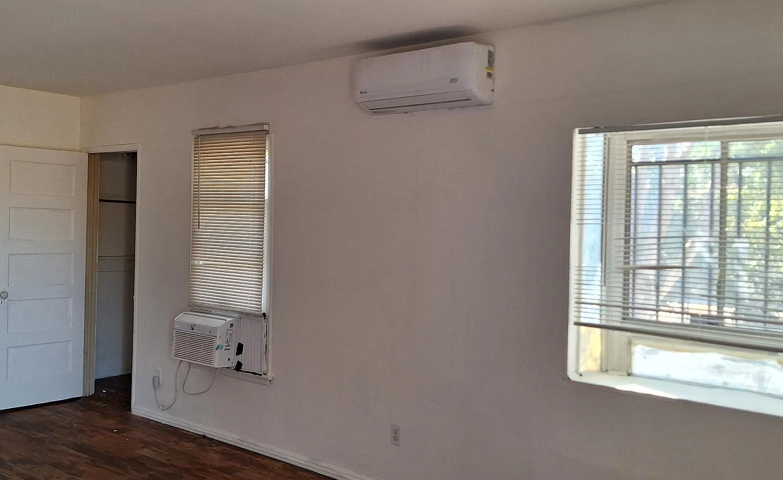 2 bed, 900 sqft, $2,000 — Photo 3