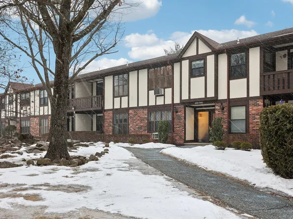702 Sierra Vista Lane, Valley Cottage, NY 10989