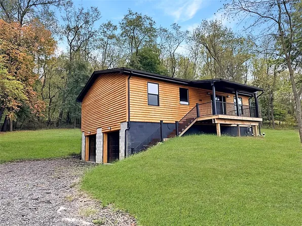 130 Highland Avenue Ext, Burgettstown, PA 15021
