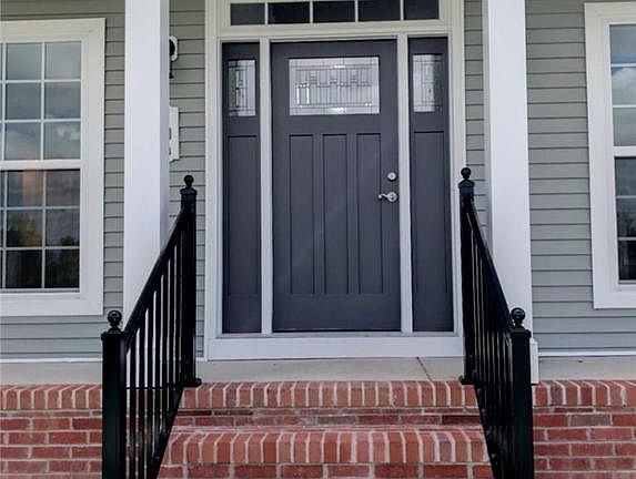 3rd image of 104 Fulham Dr