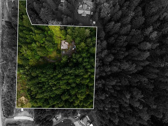 4th image of 1774 Depot Rd