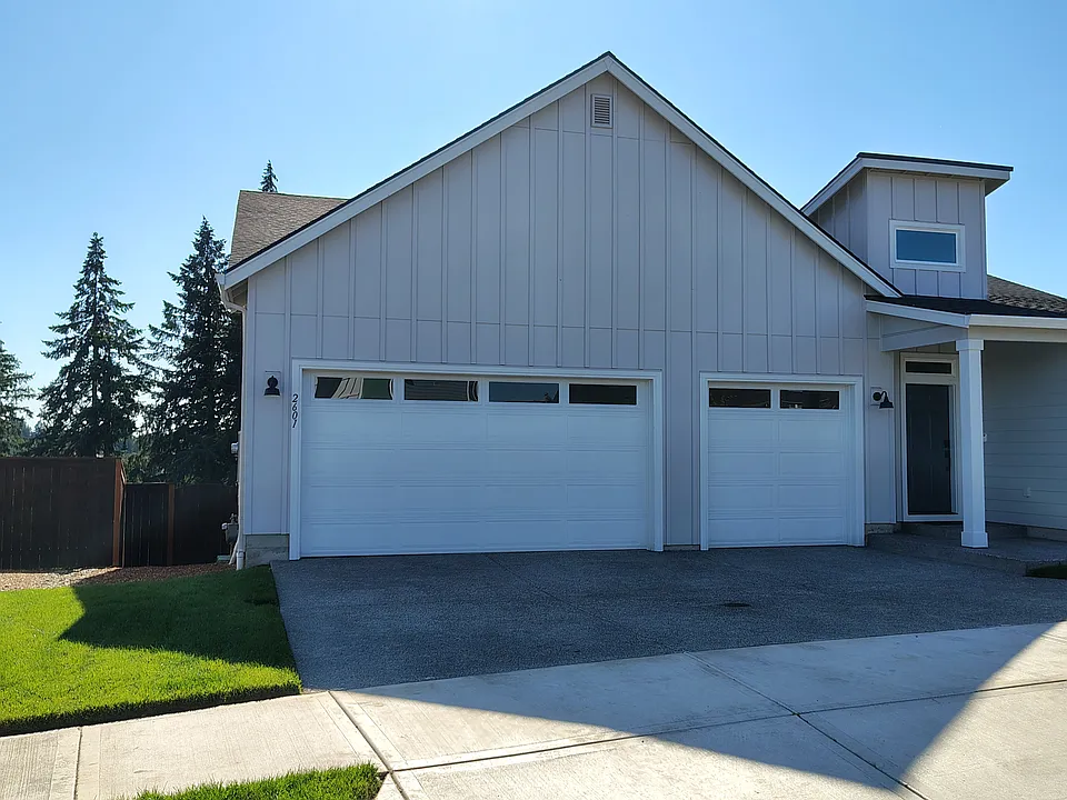 2601 S 8th Way