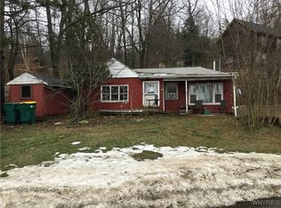 7051 S Abbott Rd, Orchard Park, NY 14127