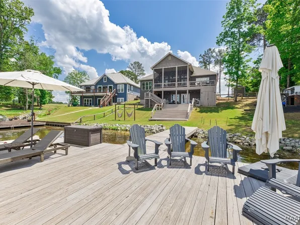 529 Hickory Dr, Wetumpka, AL 36092