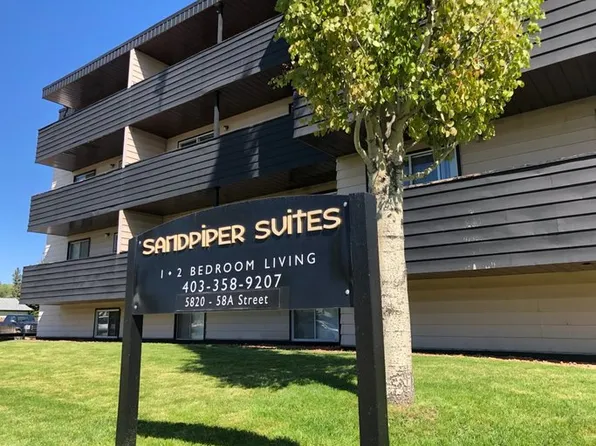 5820 58a St #205, Red Deer, AB T4N 2M7