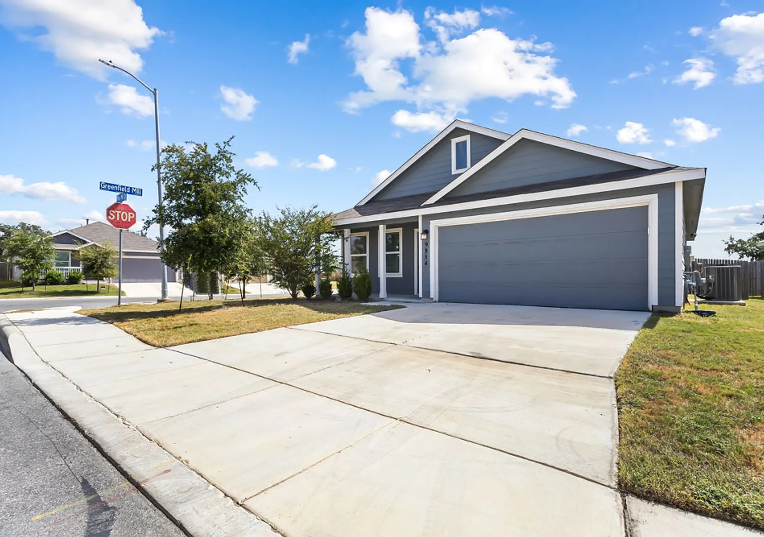 3 Bedroom/ 2 Bath Waterwheel Subdivision — Photo 2