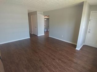 585 Eureka Springs Dr, Lexington, KY 40517